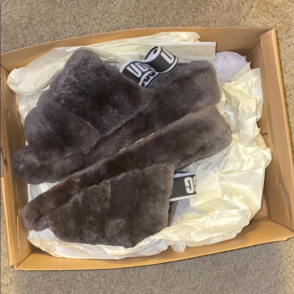 Ugg Fluff Yeah Slides